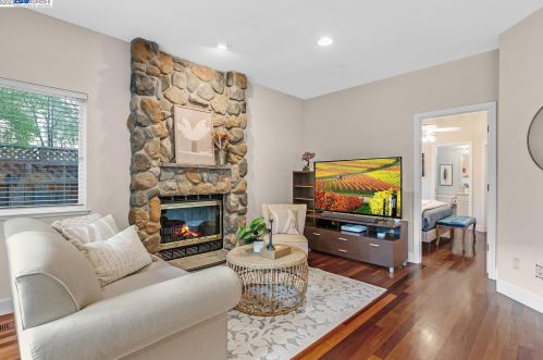 795 Daisyfield Dr, Livermore CA  94551-3990 exterior