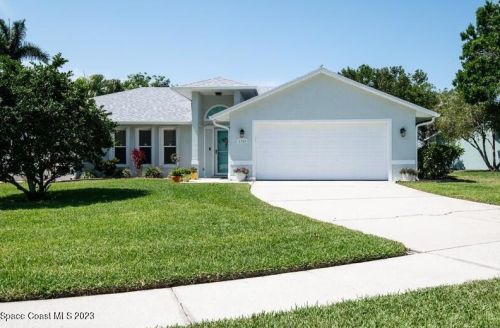 1305 Ambra Dr, Melbourne, FL 32940-6759