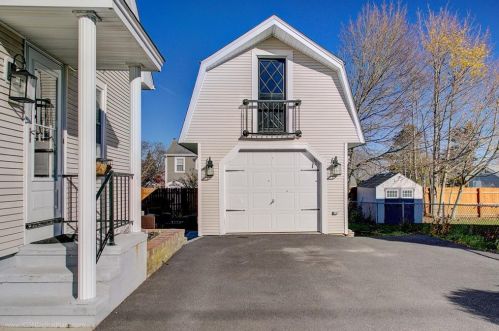 12 Cypress Ave, Tiverton RI  02878-1416 exterior