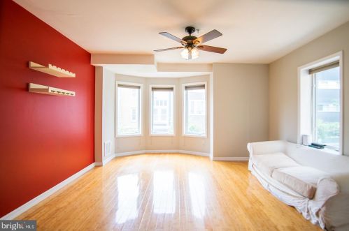 800 2nd St, Philadelphia, PA