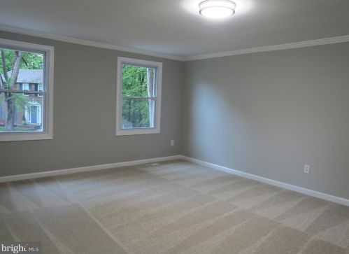 6251 Garretson St, Springfield VA  22015-3521 exterior