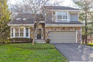 60 Primrose Cir, Princeton, NJ 08540-9416