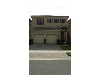 654 193rd St, Miami, FL 33179-3977