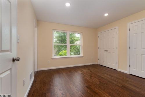 46 Wainwright St, Newark NJ  07112-1332 exterior