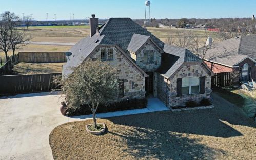 210 Cory Ct, Krum, TX 76249-5351
