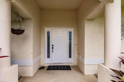 5018 Billings St, Lehigh Acres, FL 33971-7579