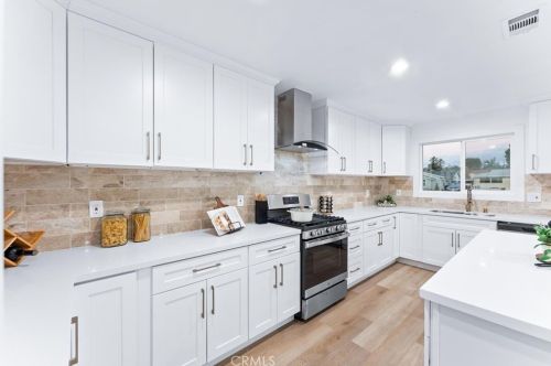 8421 Holder St, Buena Park CA  90620-3003 exterior