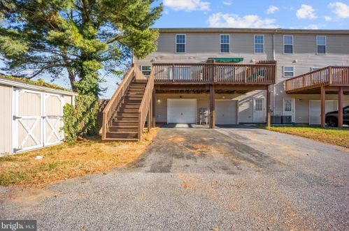 922 Gray St, New Castle DE 19720-6035 exterior