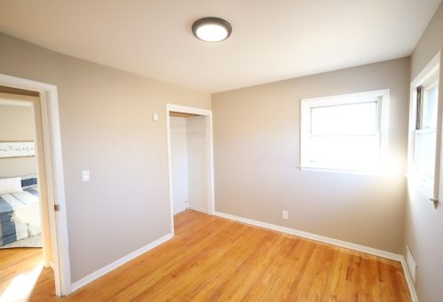 8310 Brentwood Ave, Milwaukee WI  53223-5533 exterior