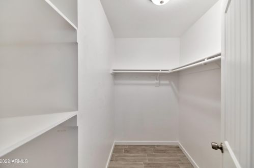 2124 Augusta Ave, Phoenix AZ 85051-6732 exterior