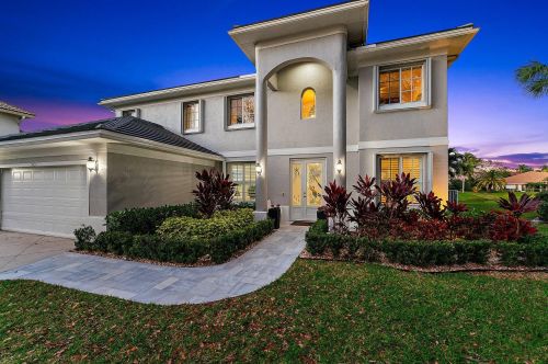 573 Cocoplum Dr, Jupiter, FL 33458-8344