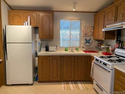 1932 Riverbend Cir, Bullhead City AZ  86442-4759 exterior