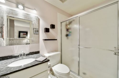 27 Twombly Ct, Morristown NJ  07960-5503 exterior