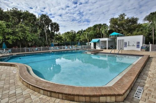 729 Navigators Way, Edgewater FL 32141-5924 exterior