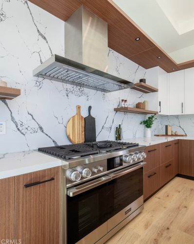 1813 Walnut Ave, Manhattan Beach CA  90266-5018 exterior