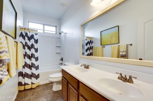 26800 176 Ln, Sun City AZ  85387-1072 exterior