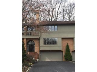 2912 Parkview Cir, Emmaus PA  18049-1217 exterior