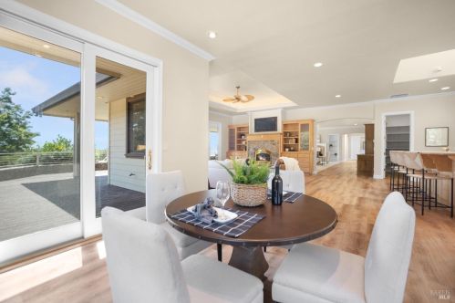 4933 Harville Rd, Santa Rosa CA  95409 exterior