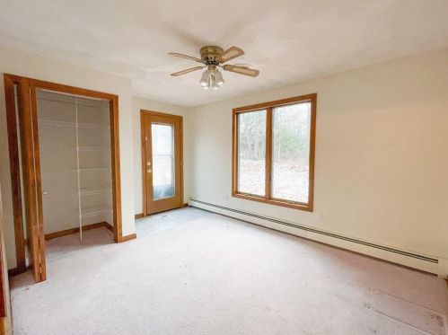 8 Falcon Crest Dr, Providence RI  02919-3100 exterior