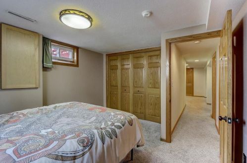 5840 Perry Ave, Minneapolis MN 55429-2832 exterior