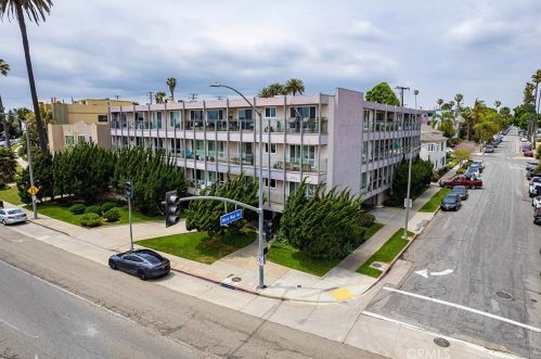 3819 Livingston Dr, Long Beach, CA 90803-2836