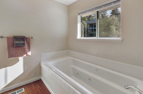 17155 Oscar Dr, Grass Valley CA  95949-7220 exterior