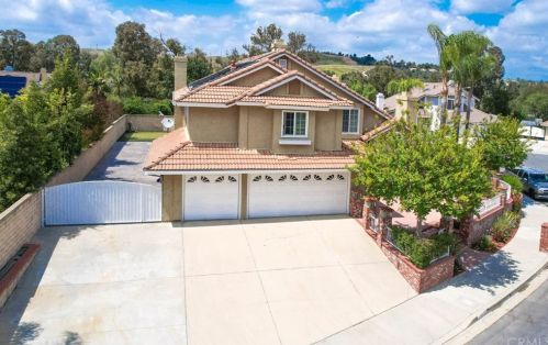 14320 Spring Vista Ln, Chino Hills, CA 91709-1729