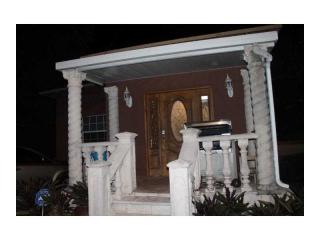 52 33rd St, Miami, FL 33127-3508