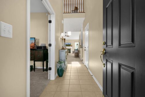 3175 Belstead Dr, Darbydale OH  43123-8224 exterior