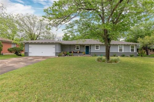 3624 London Ln, Fort Worth, TX 76118-5133