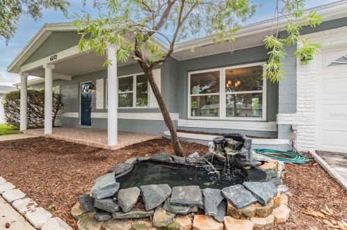 6272 45th Ave, Saint Petersburg, FL 33709-5002