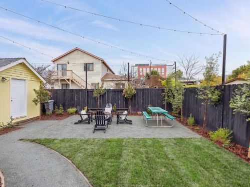 56 Atlantic Ave, San Bruno CA  94066-1502 exterior