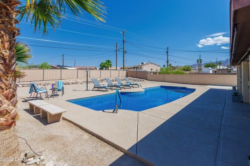3055 Mcculloch Blvd, Lake Havasu City AZ  86403-5429 exterior