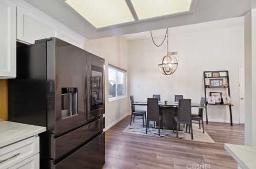 857 Crosby Ave, Simi Valley CA  93065-5012 exterior