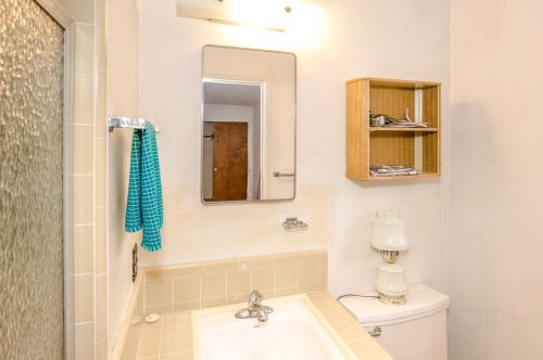 4 Casa Linda Dr, Woodland CA  95695-4612 exterior