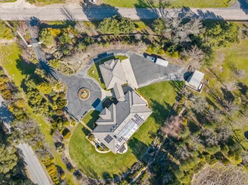 1440 Ridge Rd, Templeton CA  93465-9303 exterior