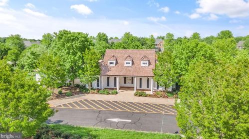 6352 Cullen Pl, Haymarket VA  20169-5400 exterior