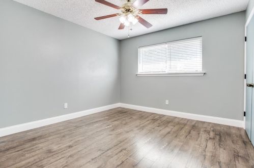 2131 Blossom Ln, Richardson TX  75081-4703 exterior