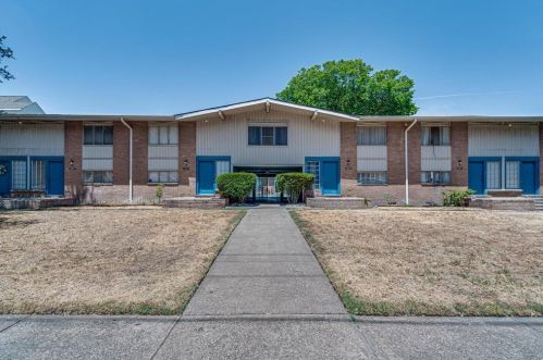 4011 Cole Ave, Dallas, TX 75204-1871