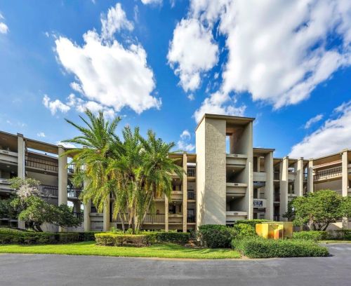 4141 Player Cir, Orlando, FL 32808-2215