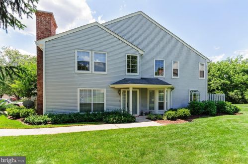 6 Aldgate Ct, Princeton NJ  08540-7014 exterior