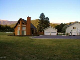 19609 Beaver Valley Rd, Plain, WA 98826-9145