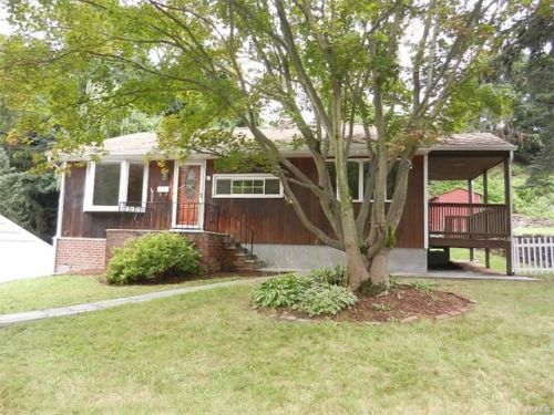 51 Pine Ave, Crotonville, NY 10562-3641
