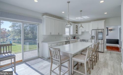 411 Mannering Dr, Dover DE  19901-5409 exterior