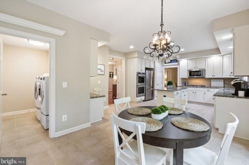 14829 Cox Creek Ct, Haymarket VA  20169-2626 exterior