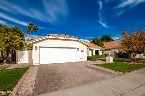 7016 Taro Ln, Glendale, AZ 85308-5778