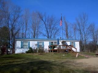 36 Chocorua Rd, Tamworth NH  03886-5017 exterior