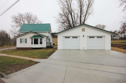 903 Mill St, Yuba, WI 54634-4234
