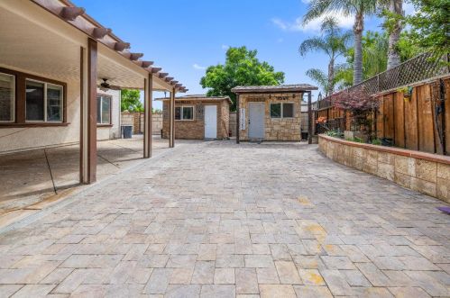 576 Bramblewood Ave, Lathrop CA 95330-9370 exterior