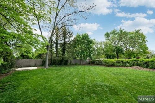 138 Sunset St, Dumont NJ  07628-1506 exterior